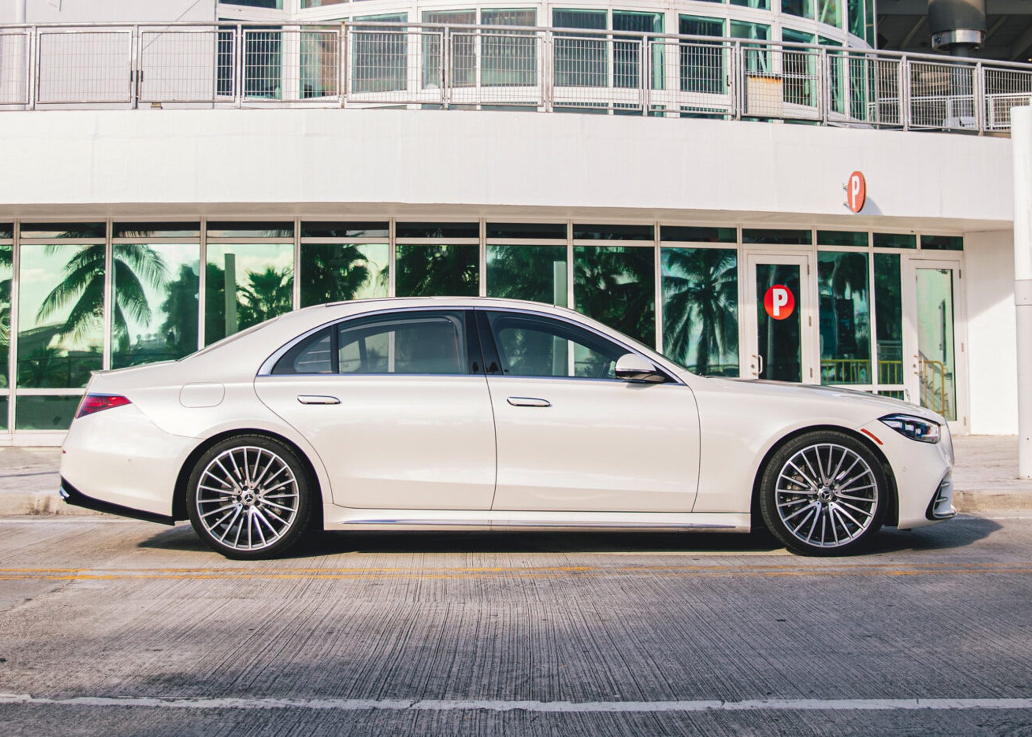 Mercedes Benz – S580