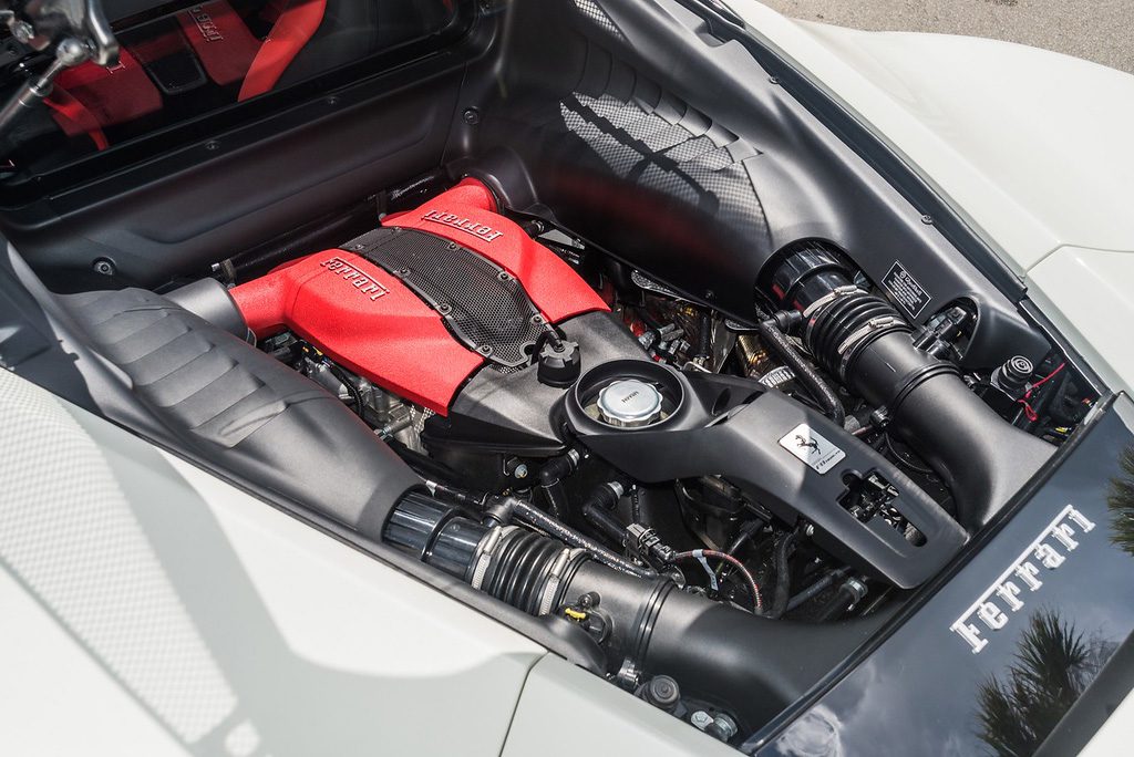 Ferrari – F8 Tributo