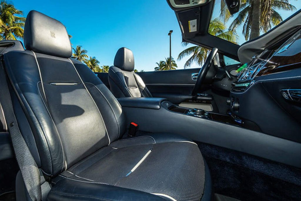Rolls Royce – Dawn