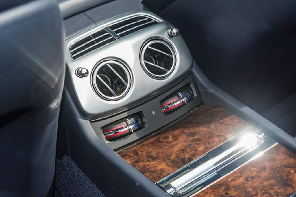 Rolls Royce – Dawn