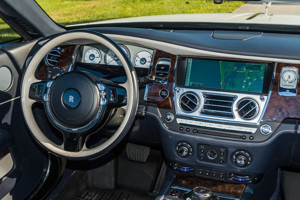 Rolls Royce – Dawn